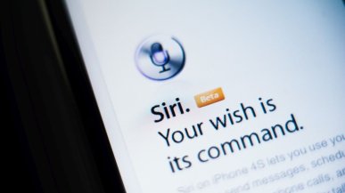 Siri stanie się mądrzejsza. Apple zaczyna gonić ChatGPT i Asystenta Google