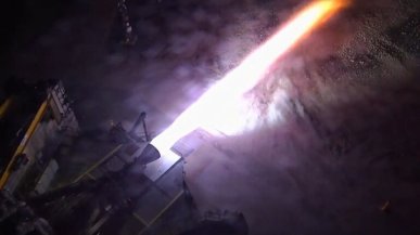 SpaceX przeprowadza test silnika w ekstremalnie niskiej temperaturze. Astronauci wrócą na Księżyc