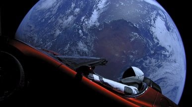 Naukowcy pomylili Teslę Roadster Elona Muska z asteroidą