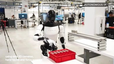 Tesla twierdzi, że ma w fabryce 2 humanoidalne roboty Optimus pracujące autonomicznie