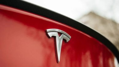 Tesla usuwa nazwy "FSD" i "autopilot" w Chinach. Posypały się mandaty i wzmożono kontrole