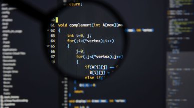 Twórca C++ prosi o pomoc. Przyszłość języka zagrożona przez rząd USA i Rust