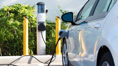 Unia Europejska i Chiny porozumiały się w sprawie cen aut elektrycznych