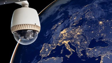 UE uchwala ustawę o sztucznej inteligencji. To legalizacja masowego nadzoru biometrycznego