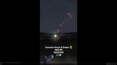 Viralowe nagranie z zestrzelenia pakińskiego myśliwca, to tak naprawdę gra wideo