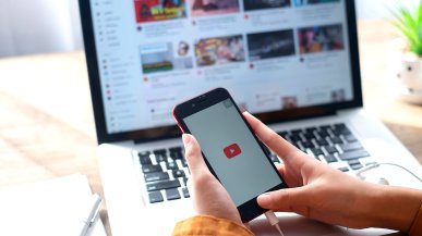 YouTube wciąż trzy razy większy od TikToka. Konkurencja nie ma szans