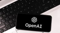 [aktualnosci] Tajemniczy smartfon OpenAI. Z najnowocześniejszymi funkcjami