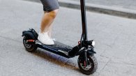 [aktualnosci] Grecja bierze się za hulajnogi elektryczne. Zakaz dla niepełnoletnich, wymóg OC i wysokie mandaty