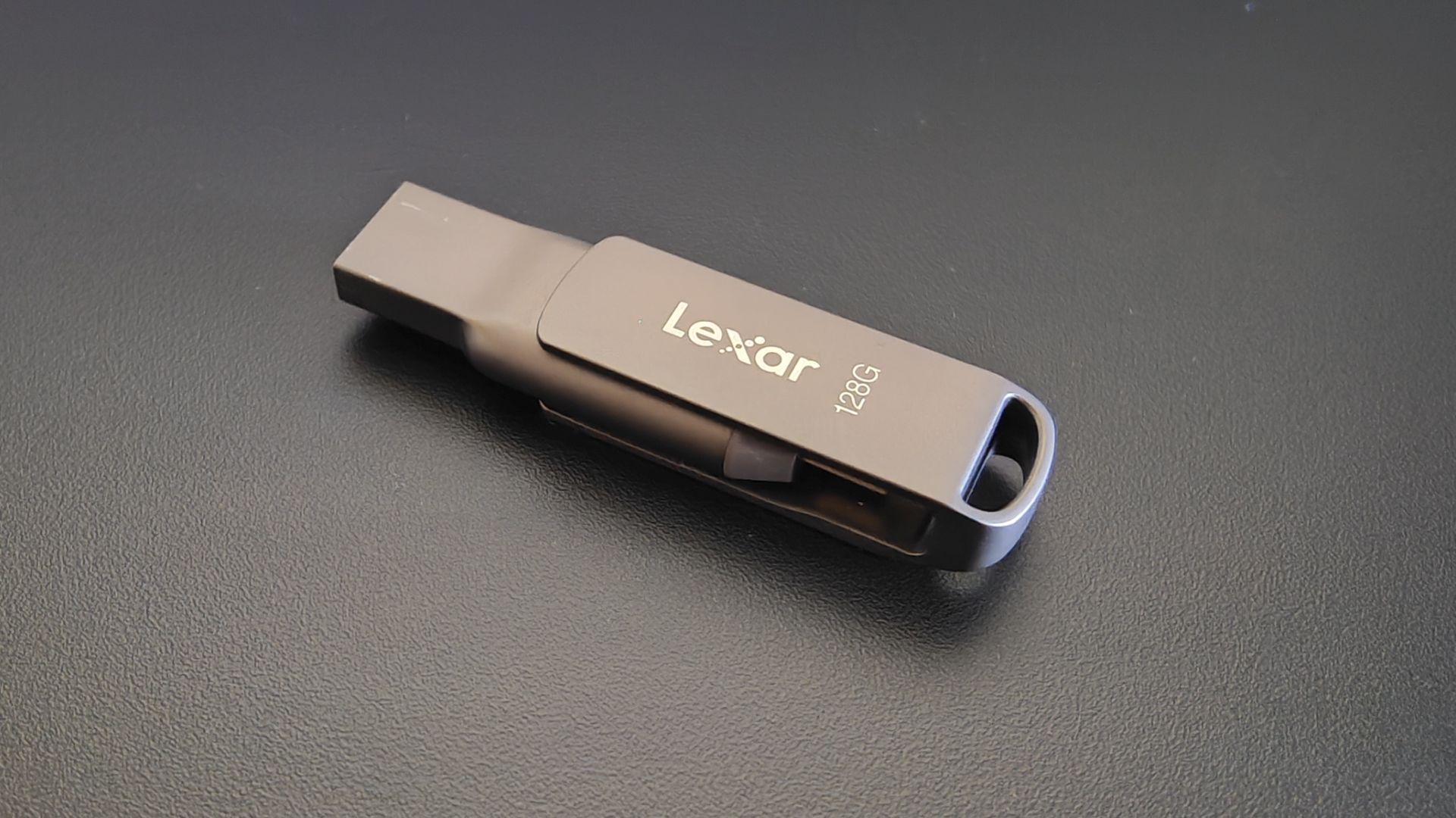 Lexar JumpDrive D400