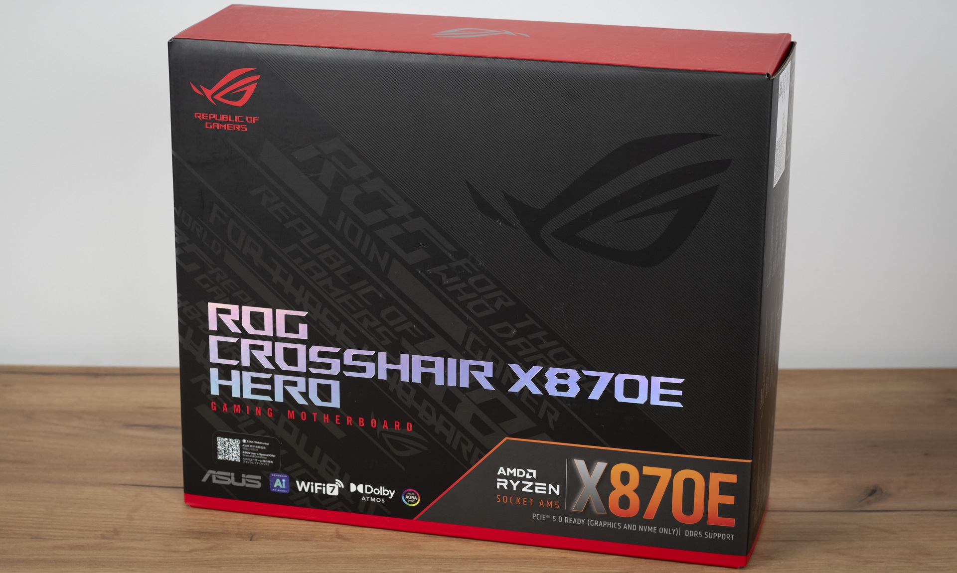 Test płyty ASUS ROG CROSSHAIR X870E HERO. Efektowny wygląd i duże możliwości