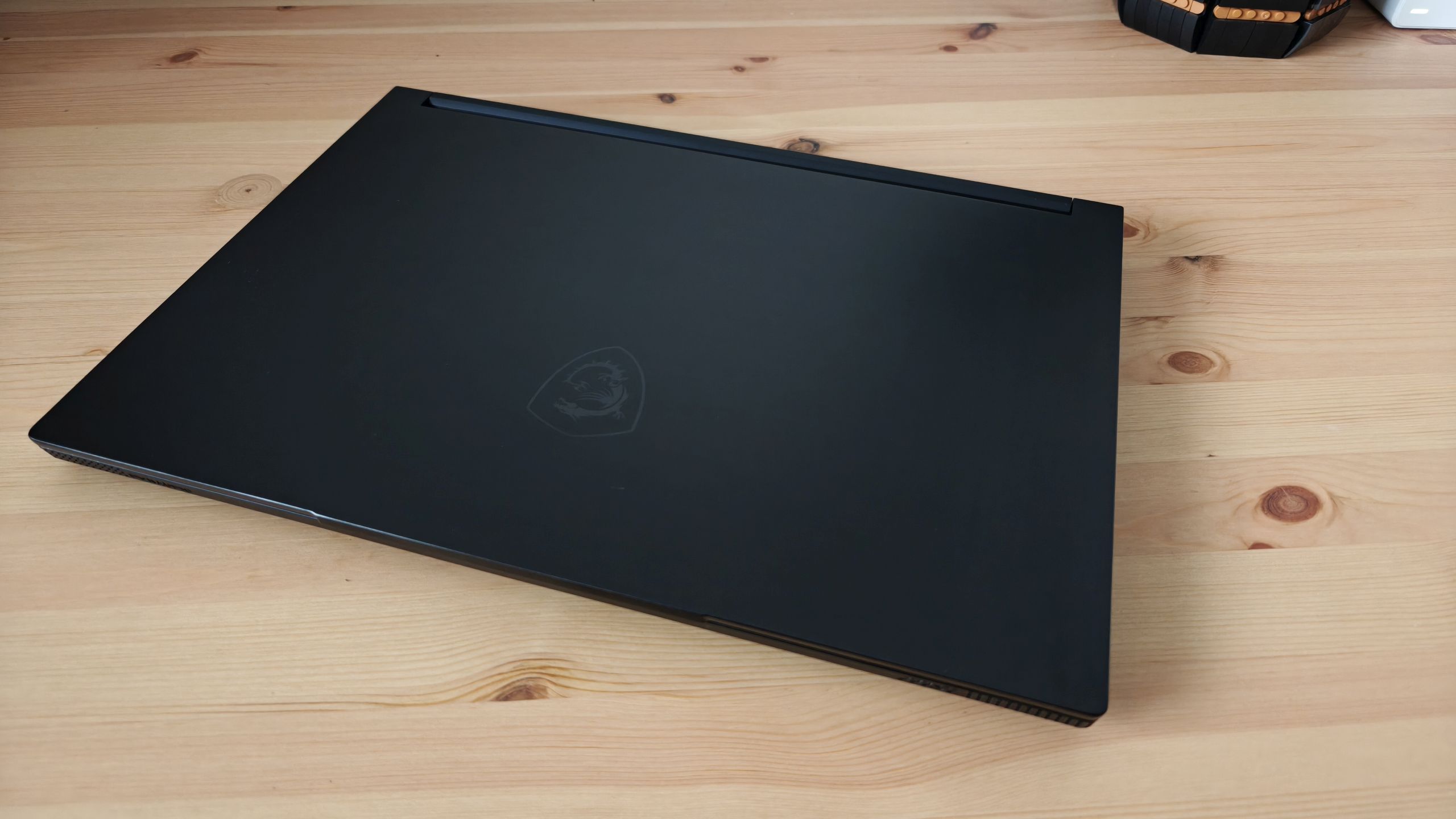 MSI Stealth A16 AI+
