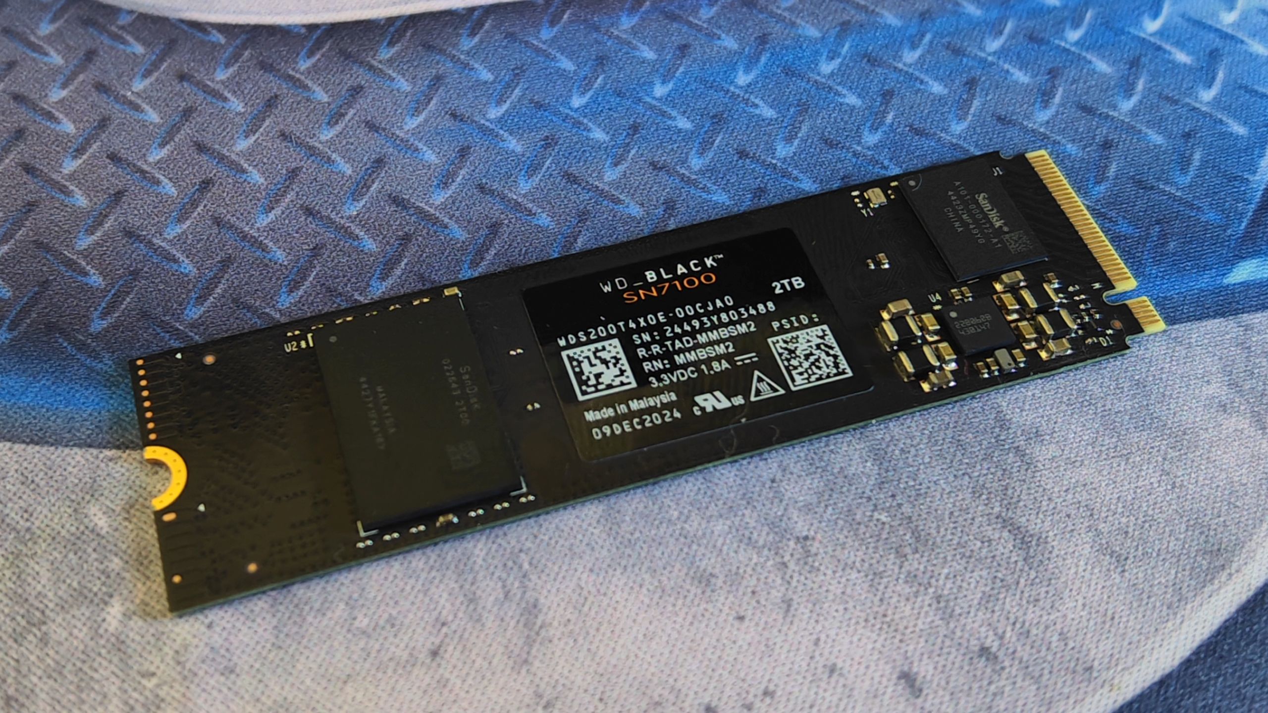 WD_BLACK SN7100 2 TB