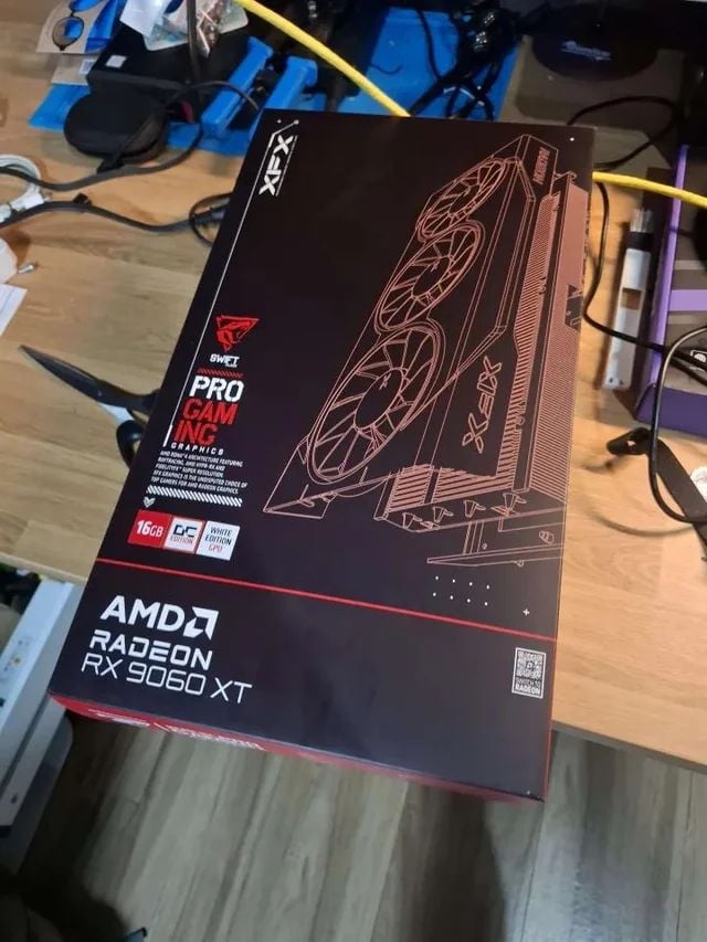  RX 9060 XT 16 GB 