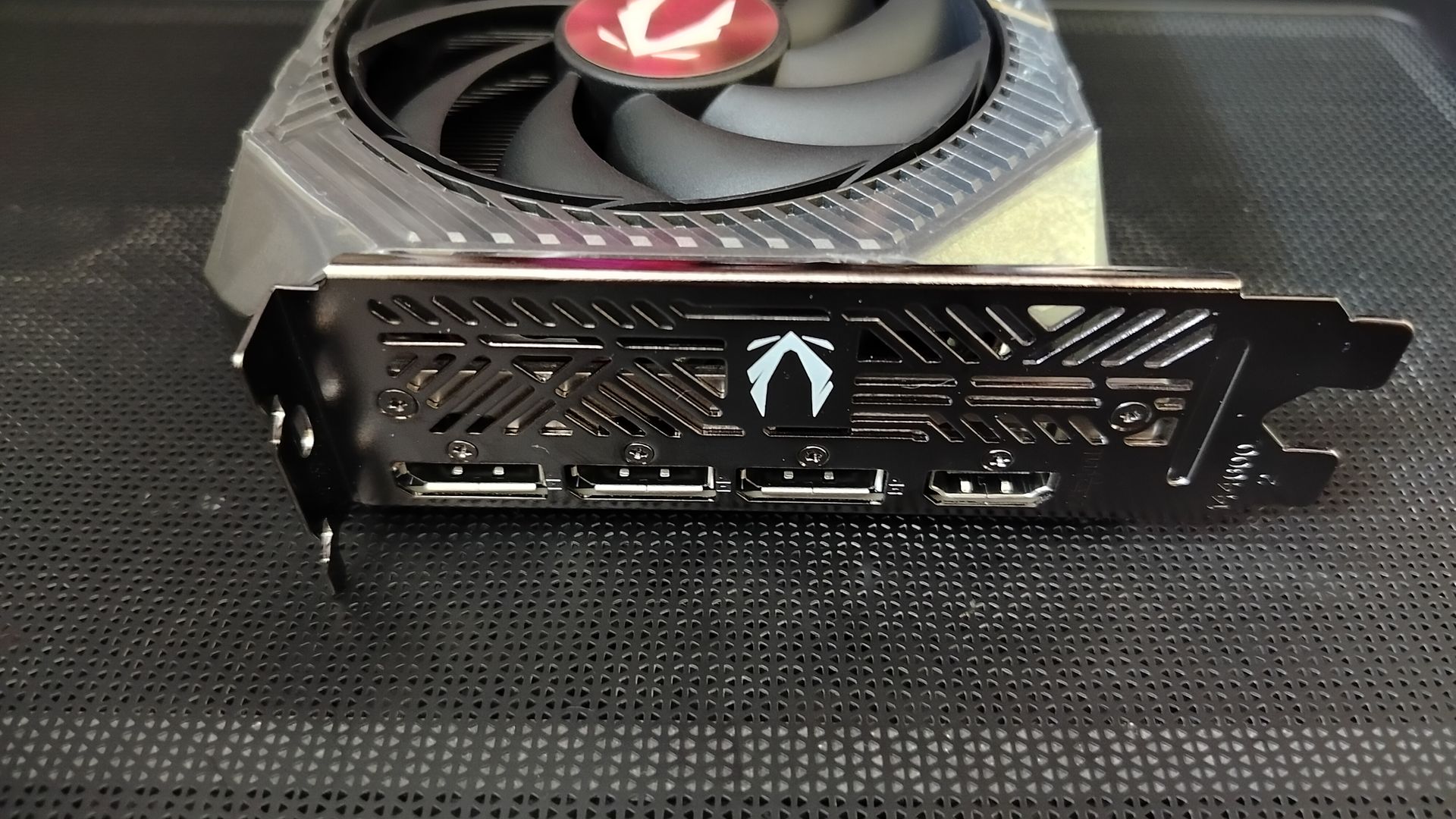 Test NVIDIA GeForce RTX 5060 Ti 8 GB