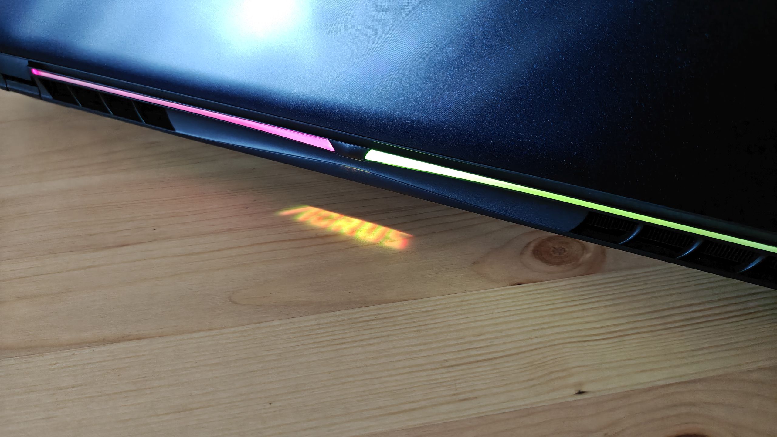 Gigabyte Aorus Master 16 (AM6H)