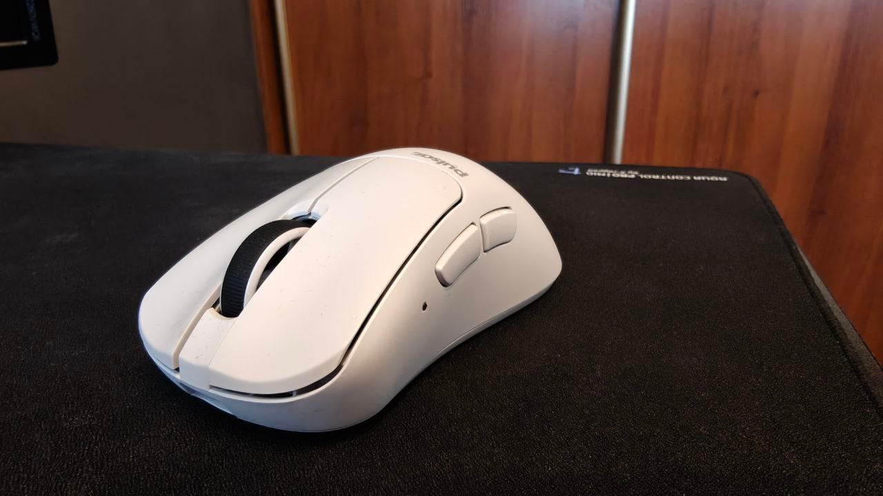 Pulsar Xlite V4
