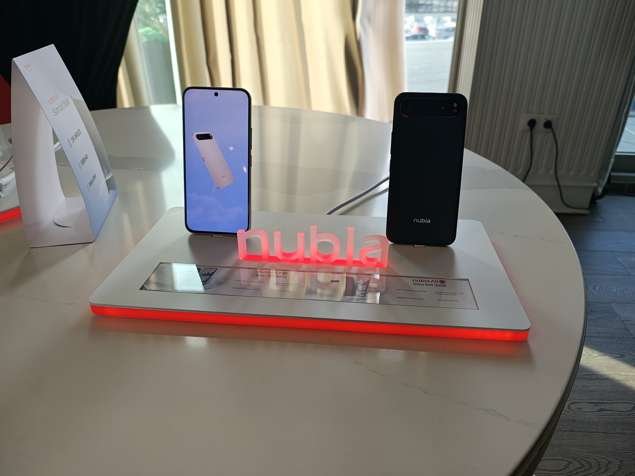 Nubia Air