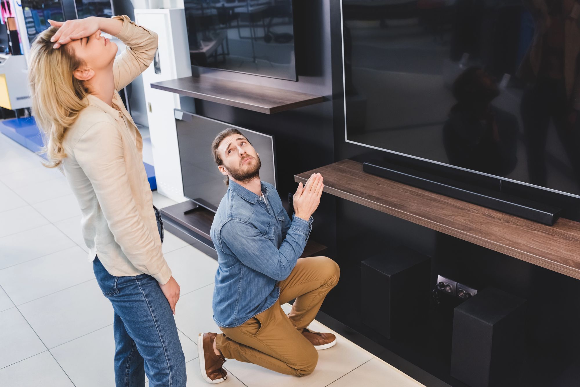 Dla kogo MiniLED, a dla kogo OLED?