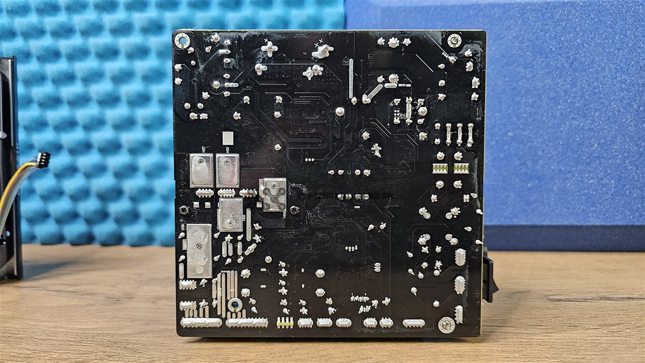 Corsair RM1000x Shift (2025)