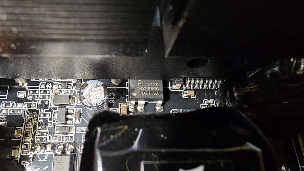 Corsair RM1000x Shift (2025)