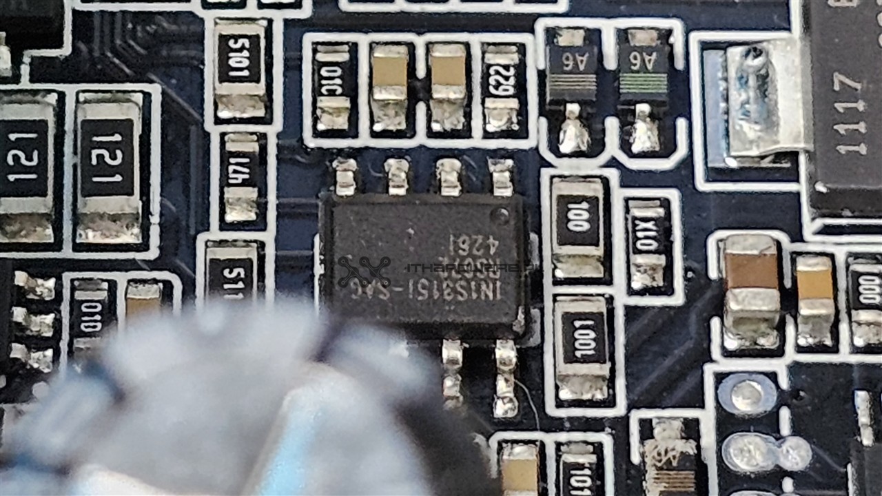 Corsair RM1000x Shift (2025)