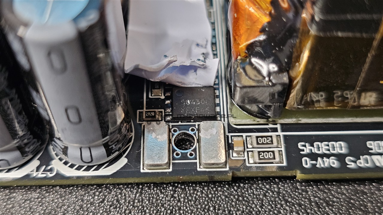 Corsair RM1000x Shift (2025)