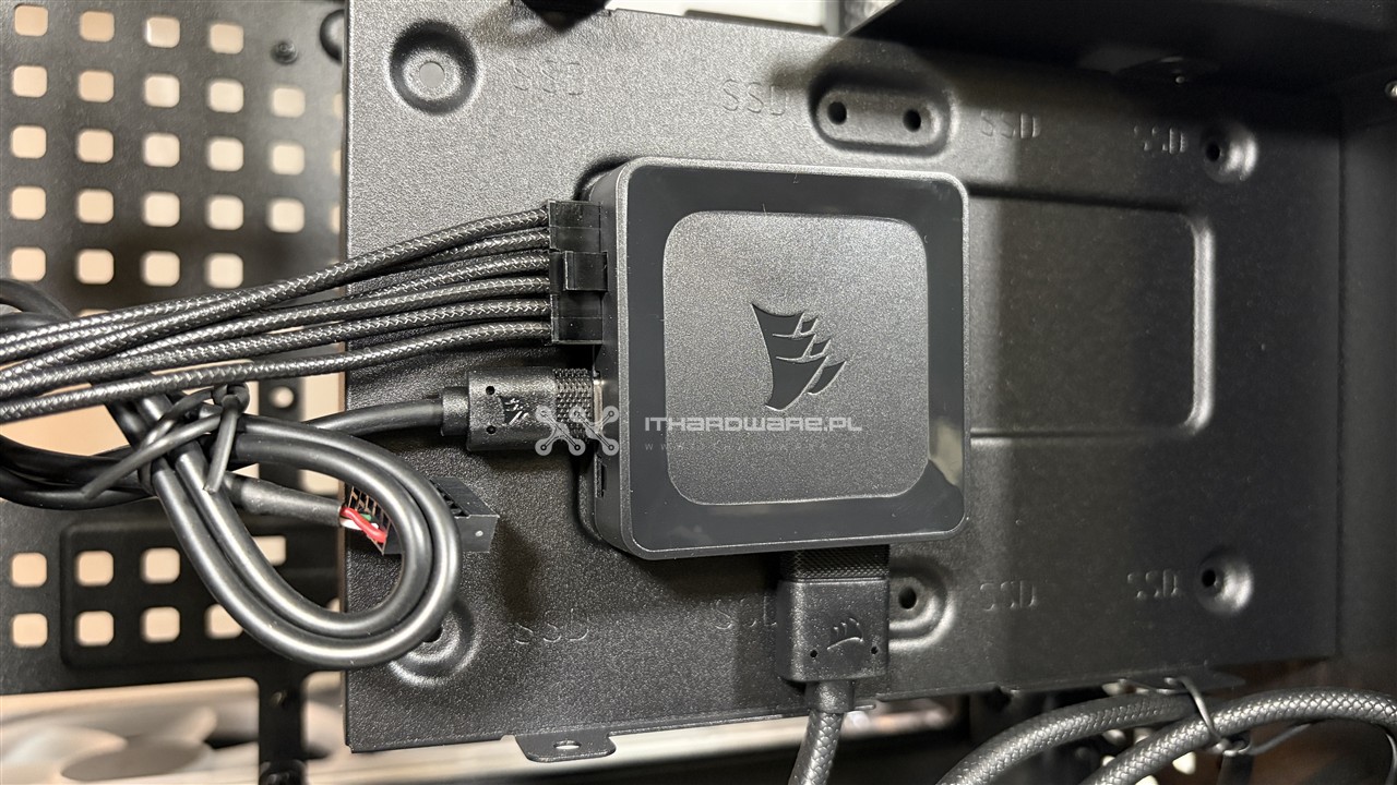 Obudowa Corsair Air 5400