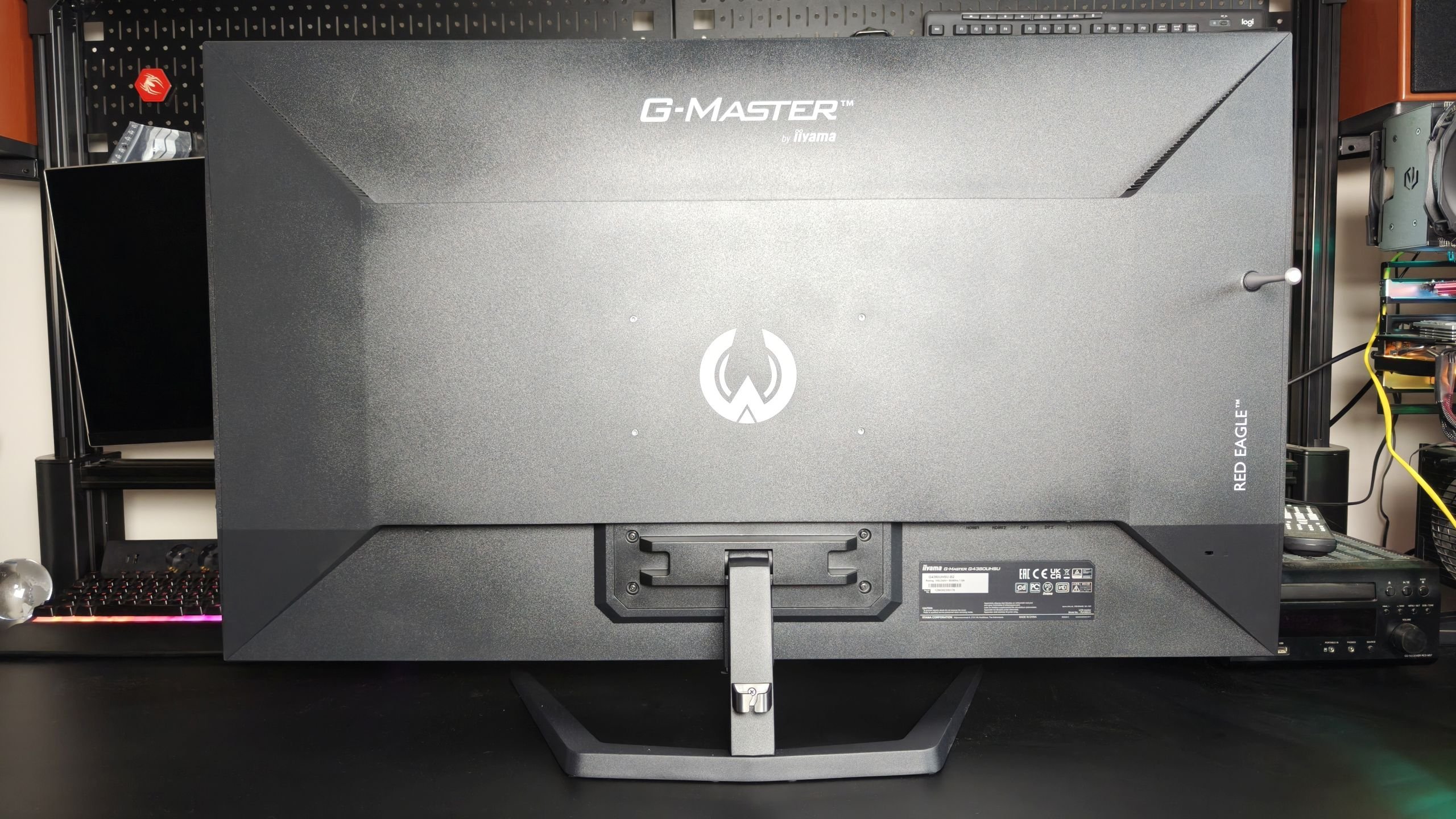 iiyama G-Master G4380UHSU-B2 Red Eagle - test kolosa, który może zastapić telewizor