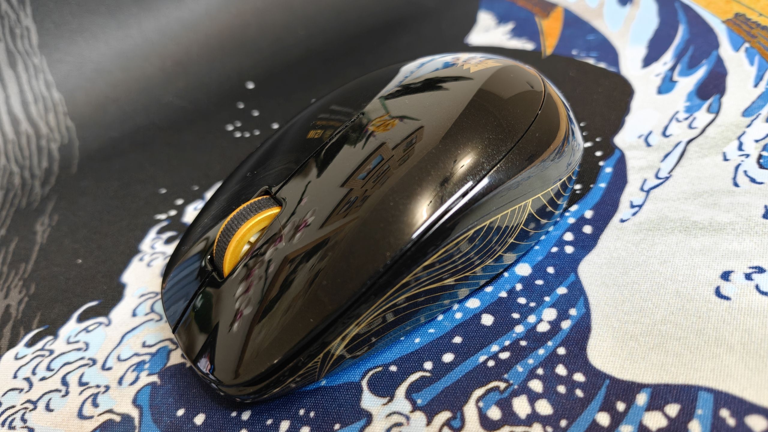 MSI Prestige 13 AI+ Ukiyo-e Edition