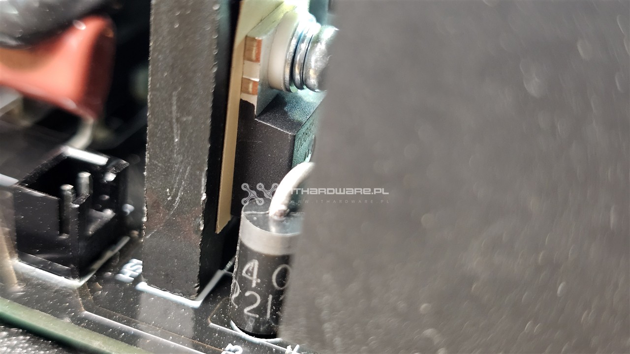 Corsair HX1200i Shift (2025)