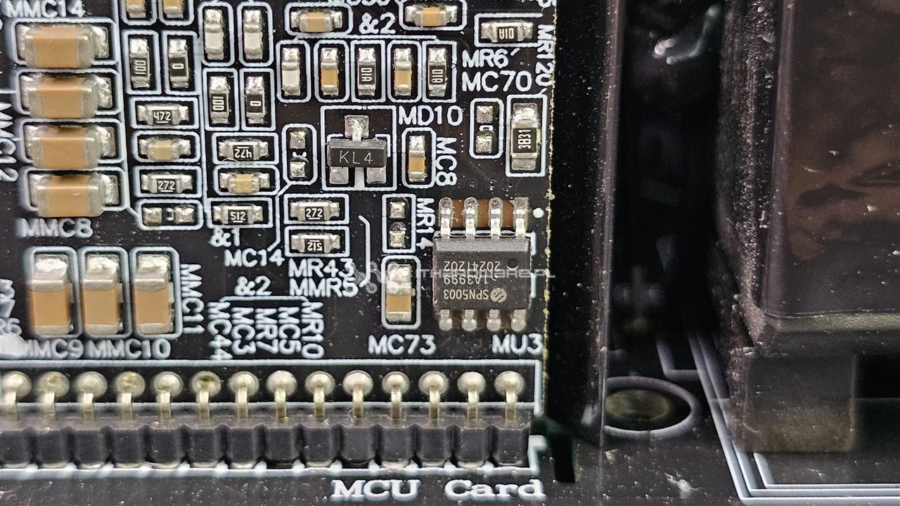 Corsair HX1200i Shift (2025)