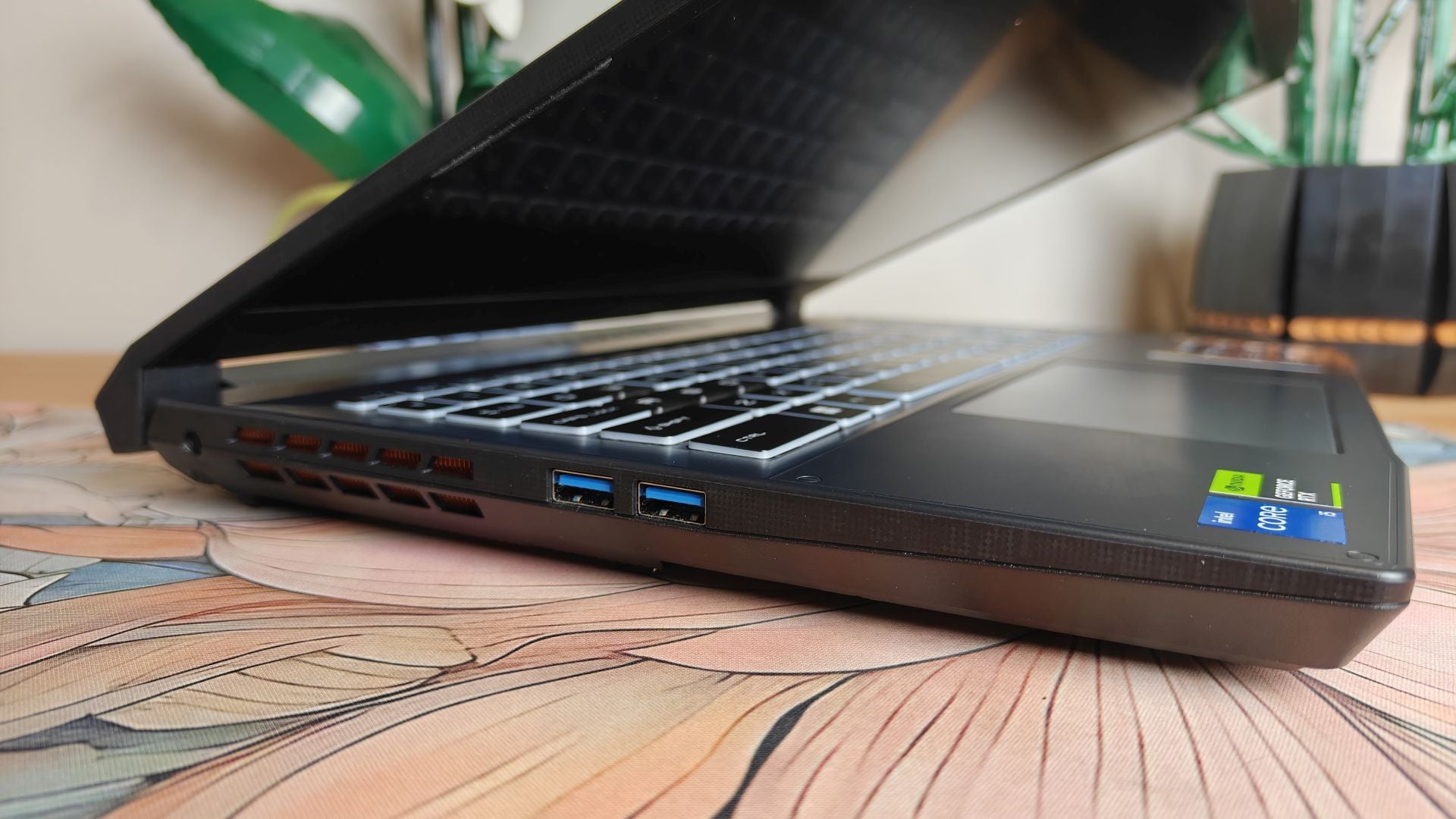 MSI Katana 15 HX B14WFK-494XPL