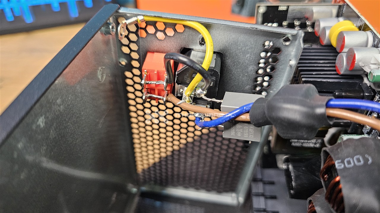 SMX Okame G3 1200 W – strona pierwotna