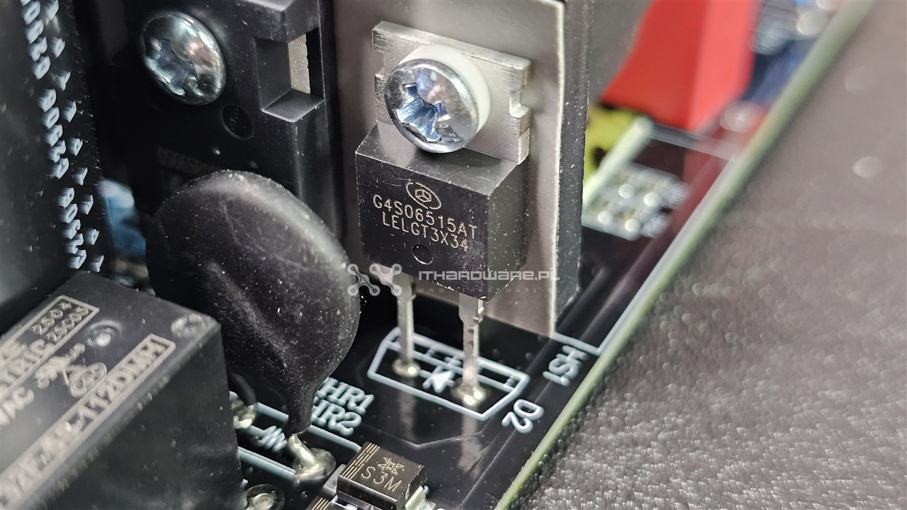 SMX Okame G3 1200 W – strona pierwotna