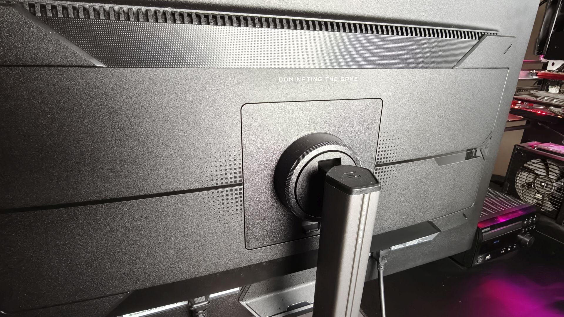 Gigabyte M27Q2 QD Gaming Monitor