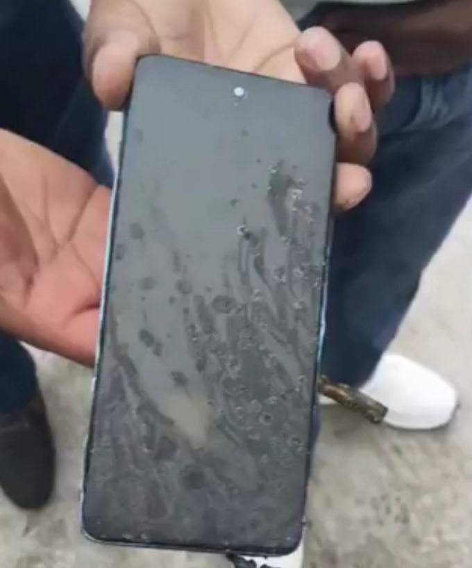 Spalony smartfon Motorola