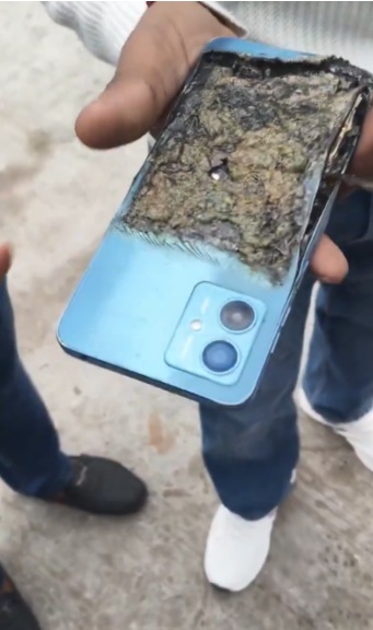 Spalony smartfon Motorola