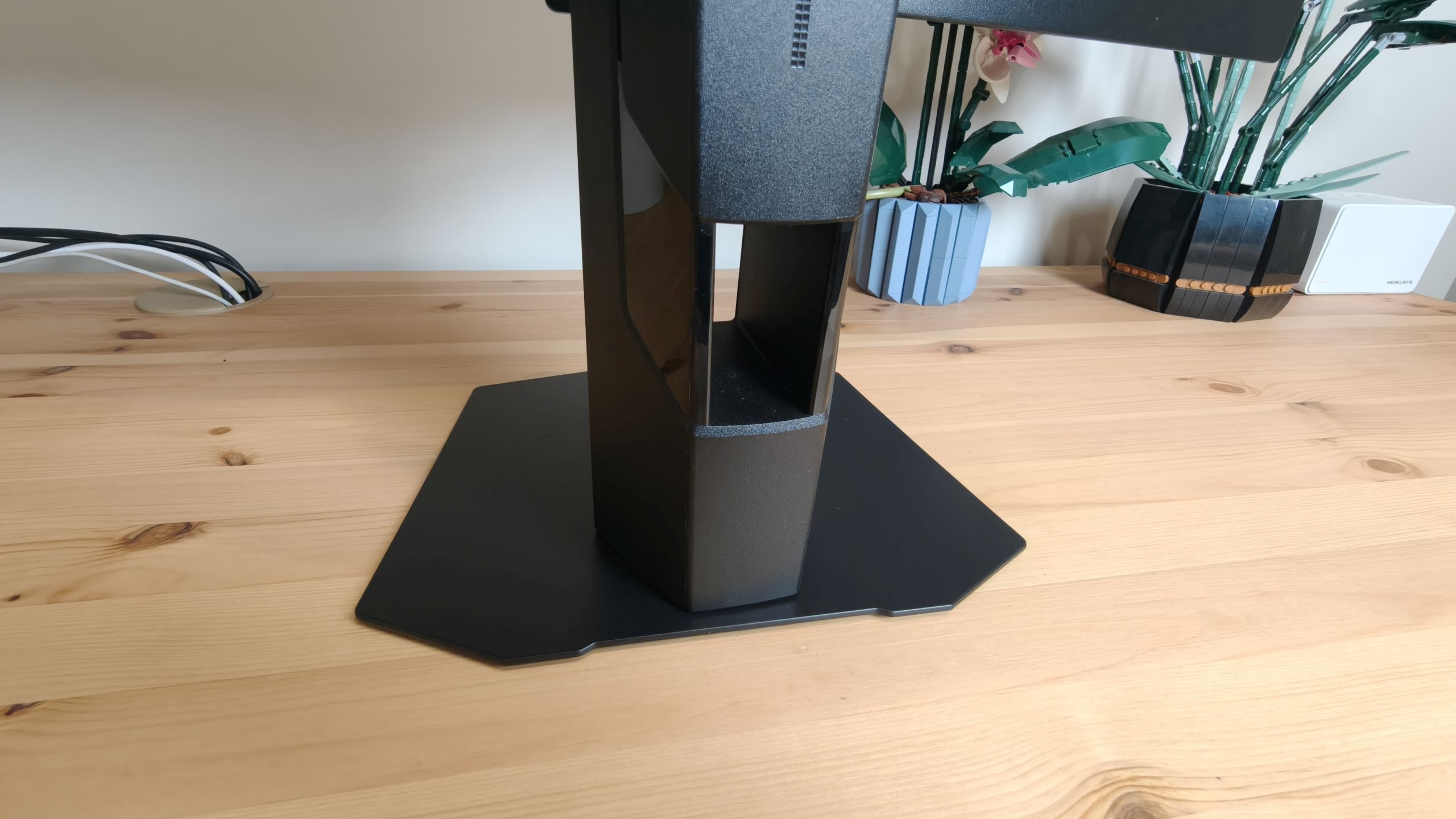 MSI MPG 341CQR QD-OLED X36