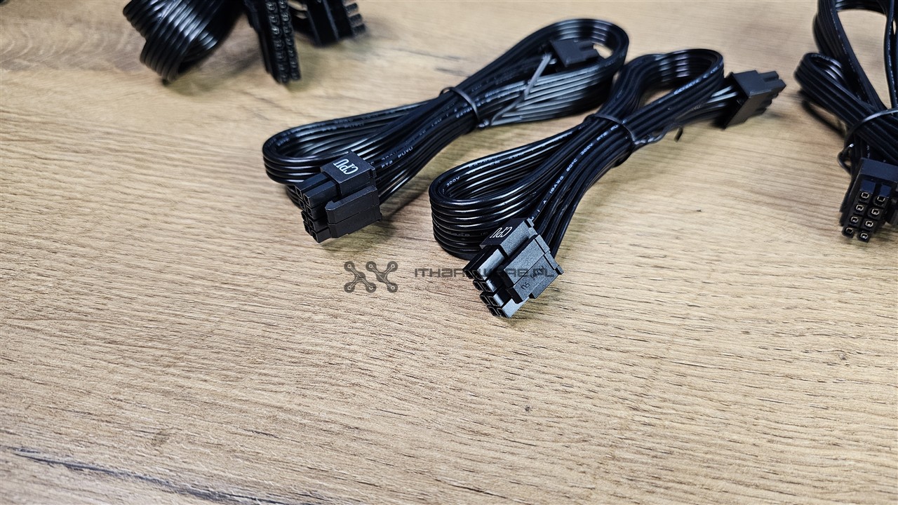 Modecom Volcano HEX 850 W Platinum