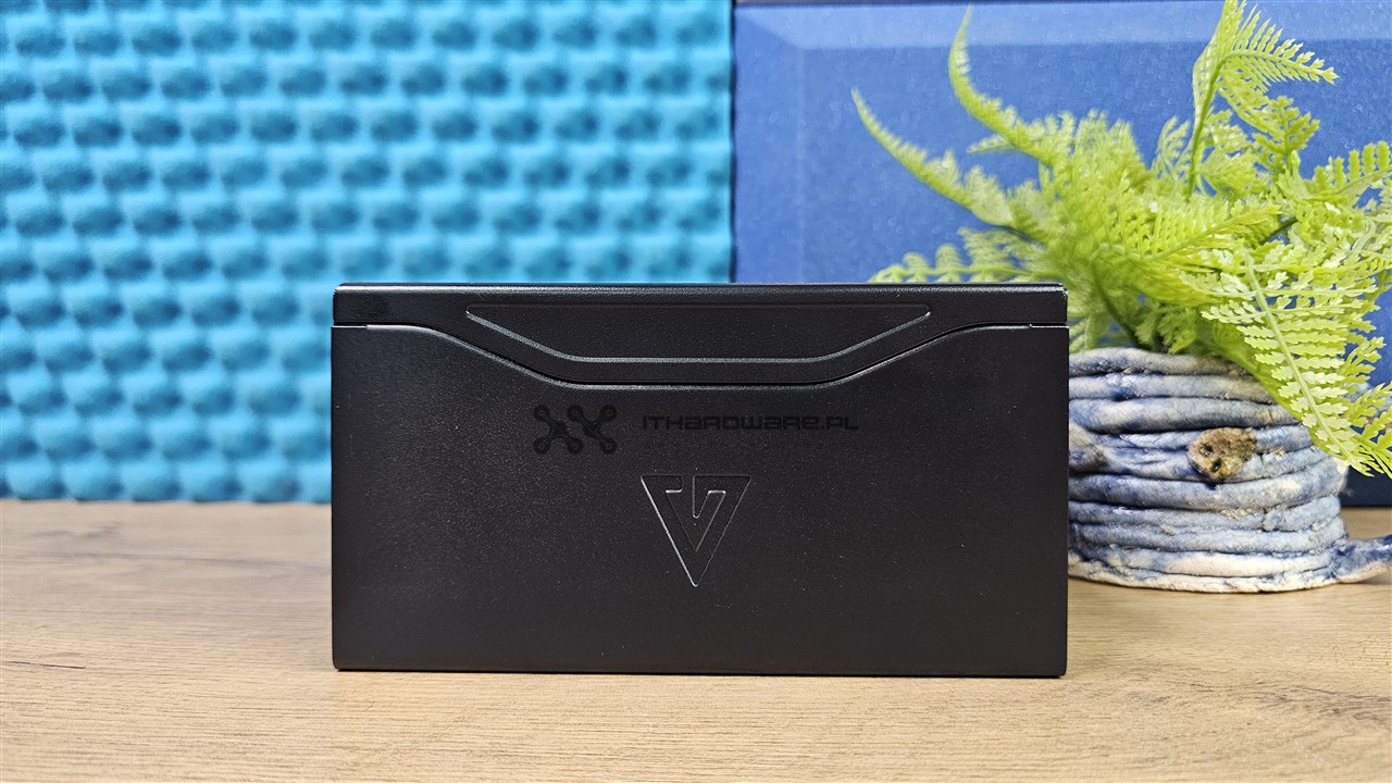 Modecom Volcano HEX 850 W Platinum