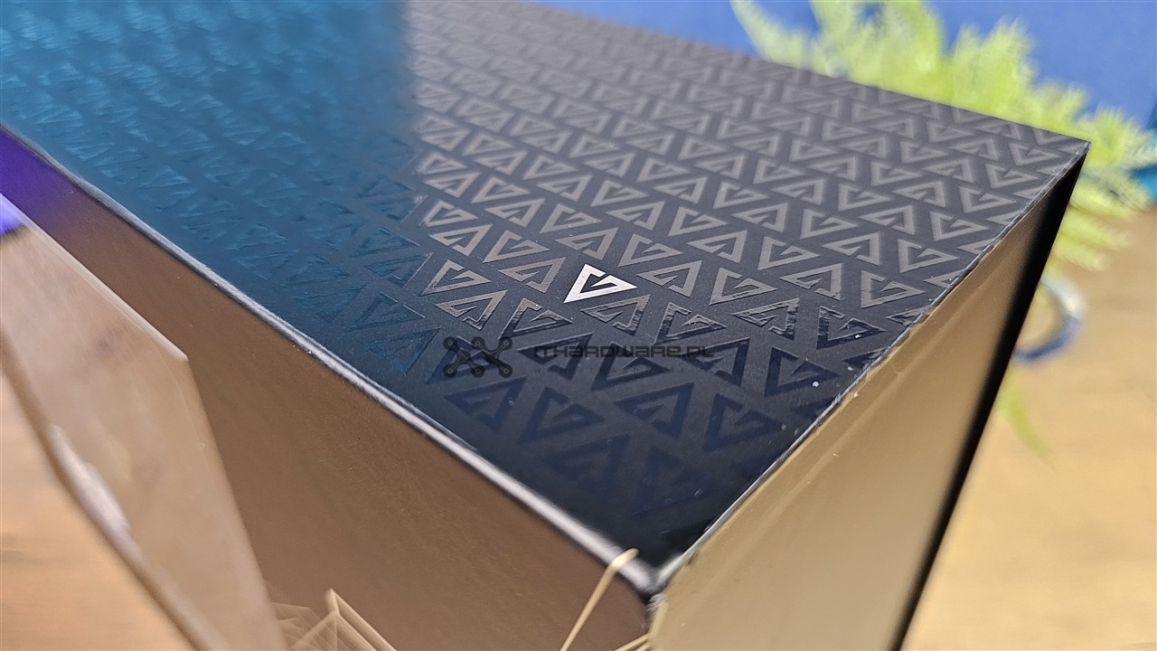 Modecom Volcano HEX 850 W Platinum