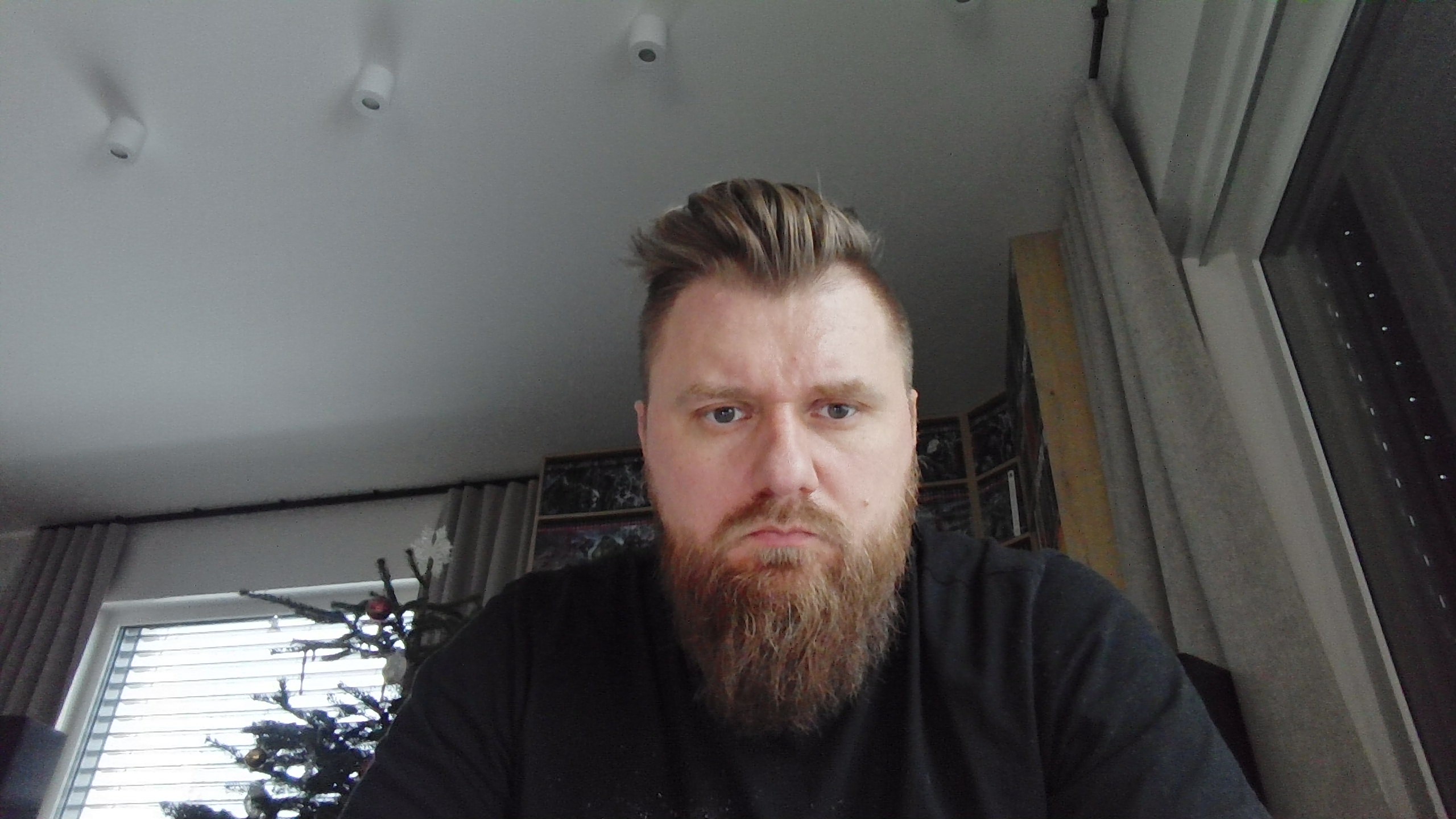 Lenovo Legion 7 16IAX10