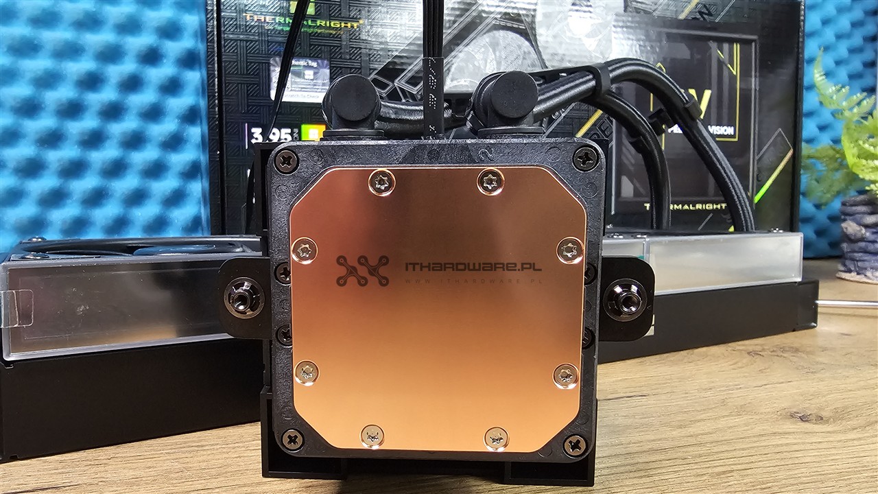 Thermalright Peerless Vision 360 ARGB