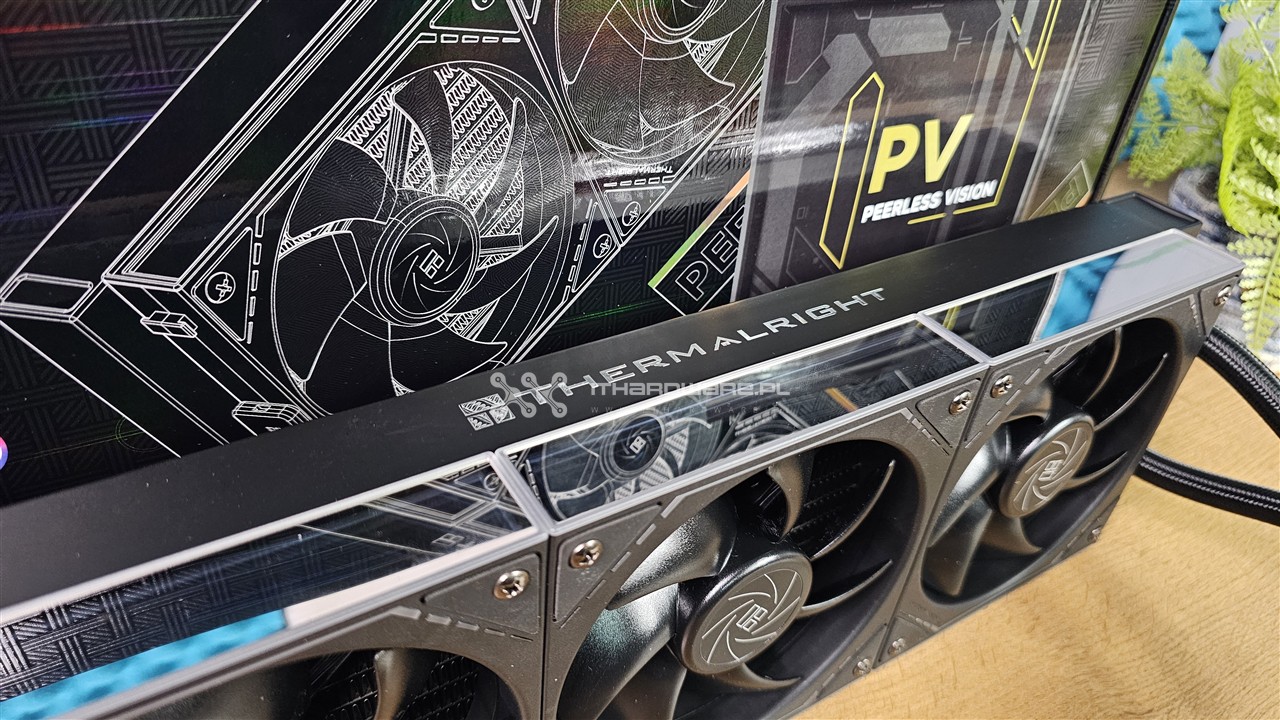 Thermalright Peerless Vision 360 ARGB