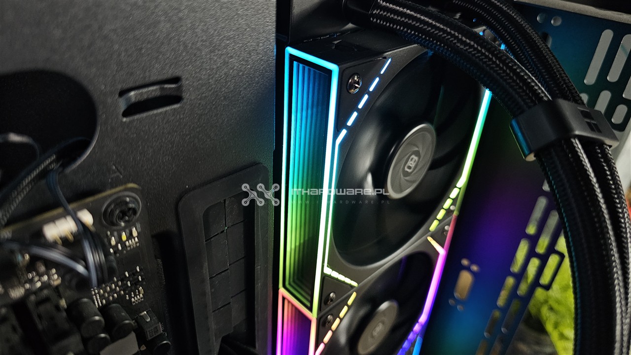 Thermalright Peerless Vision 360 ARGB