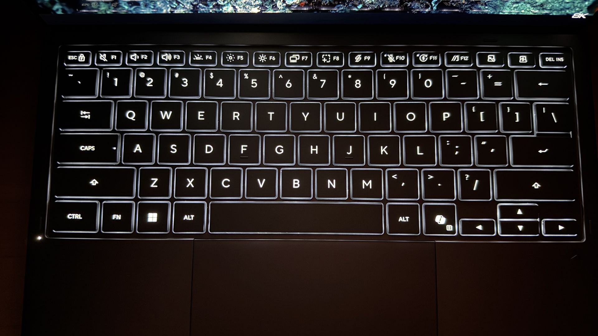 ASUS Zenbook DUO (UX8407)