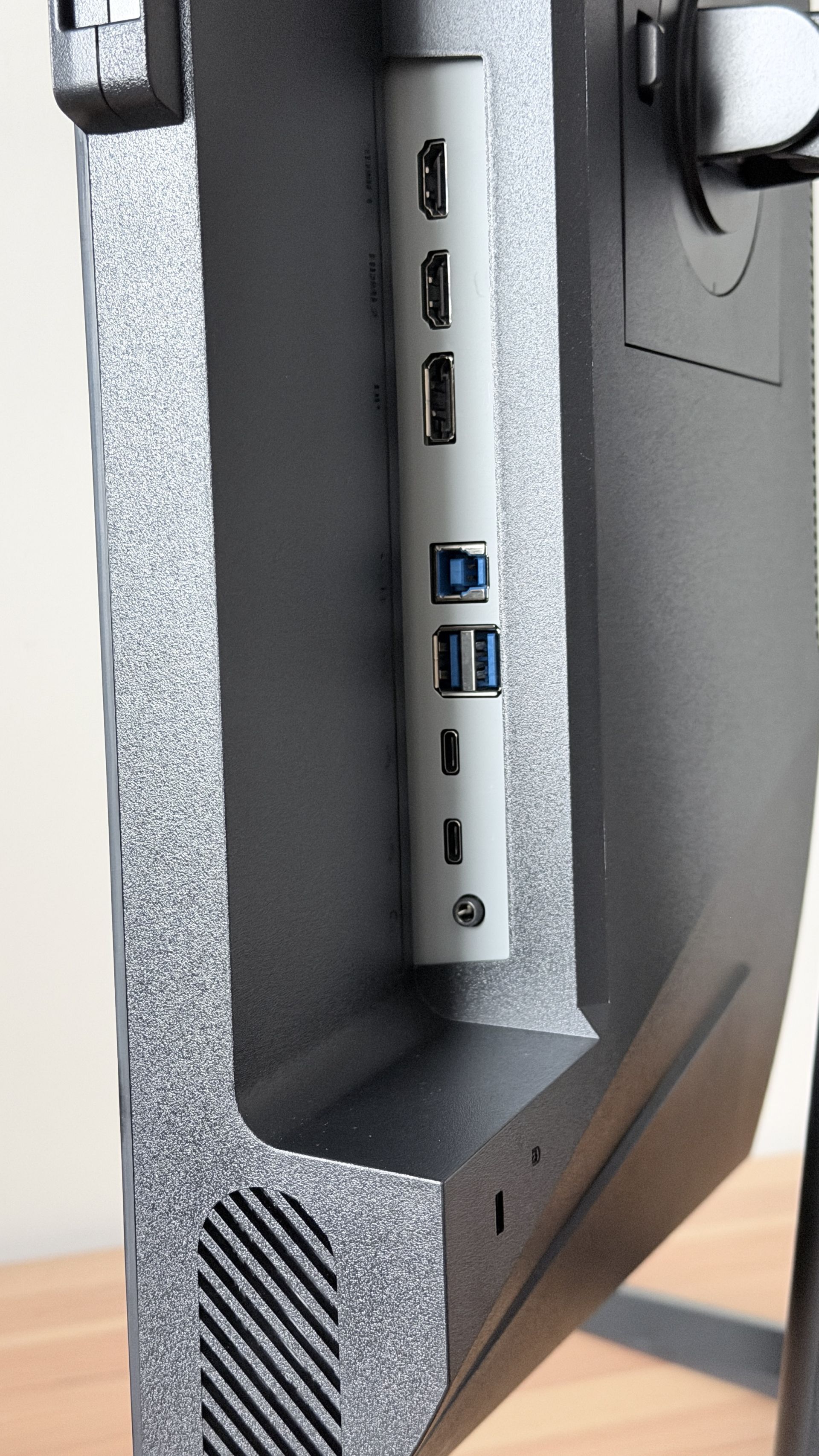 G-Master GB2771UHSU-B1 Red Eagle