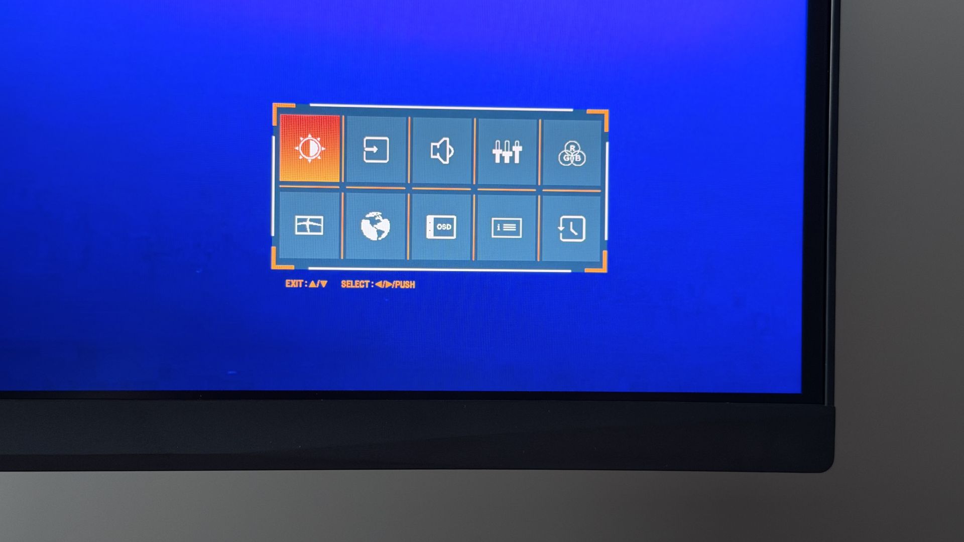 G-Master GB2771UHSU-B1 Red Eagle