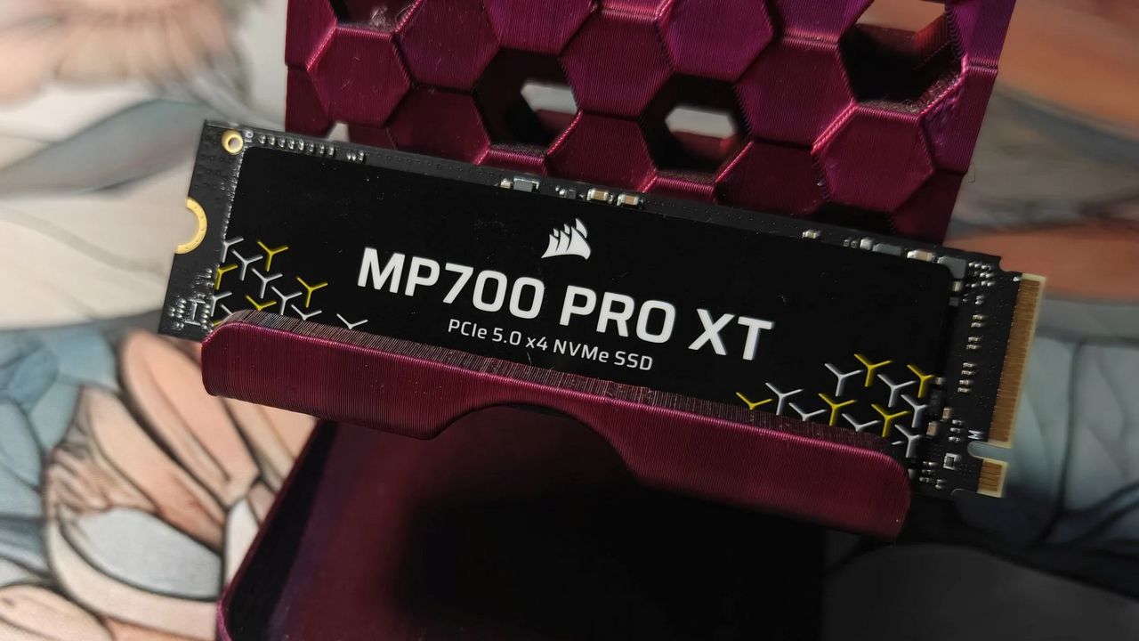 Corsair MP700 PRO XT