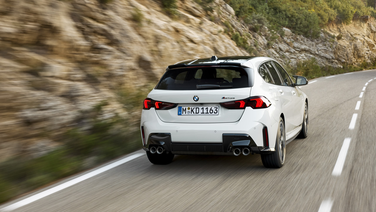 Segment C w wykonaniu BMW: M135 o mocy 300 KM z napędem xDrive